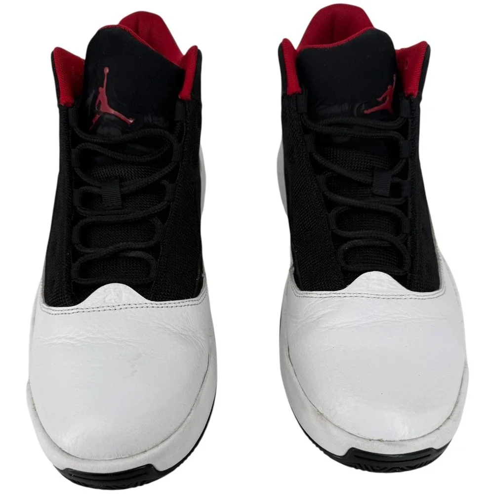 Jordan Max Aura 2 Mens Basketball Shoes White Black Red Size 10.5 CK6636-100
